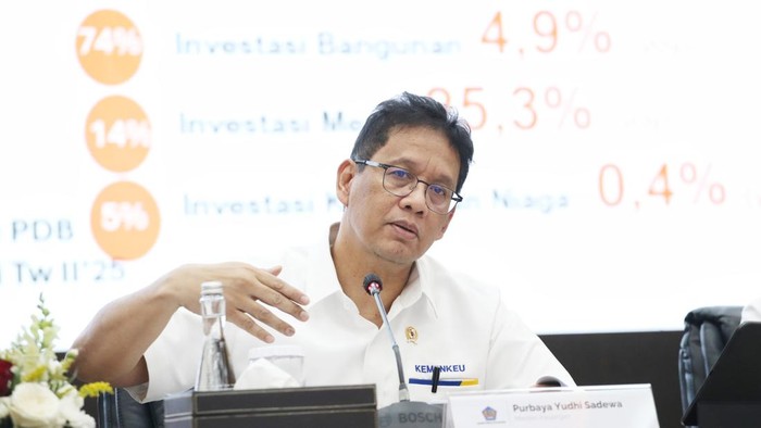 Purbaya Usut Laporan Garmen Selundupan dari Batam & Suap Rp 20 Juta Per Kontainer